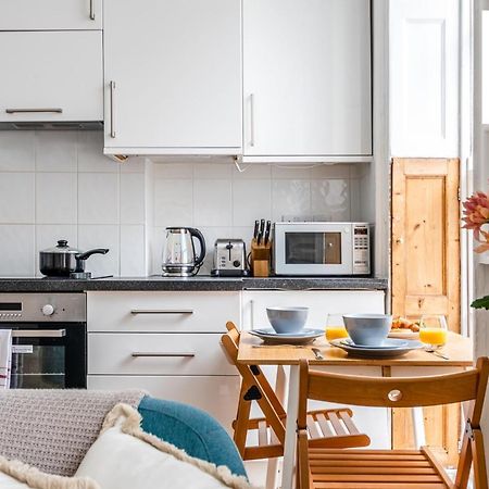 Charming 1 Bed Apartment Near Museum ลอนดอน ภายนอก รูปภาพ